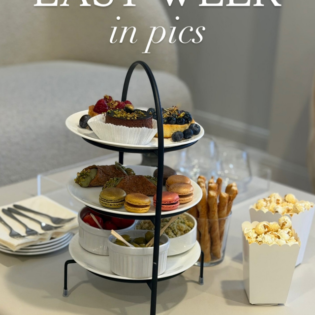 WEEKLY RECAP 🌸 Liebe Grüße von unseren Blüten!

1. Bridal Party in Krefeld 🤍 lieben wir!!!
2. Unsere Mädels haben immer genug Klammern am Start! 😄
3. Und haben viele neue, tolle Kleider für unser Outlet bekommen ✨
4. Social Media Managerin Tanita hat stets mehrere Handys dabei 😄 
5. Damit hat sie auch diese Woche wieder ganz tolle Kleider für euch abgefilmt 💫
6. Hier drin befindet sich Magie 🤫✨
7. Unsere liebe Dorothea hat eine neue Position bei uns angefangen 🫶🏼
8. Sooo lieb: Sie hat deswegen für alle etwas mitgebracht 🥲
9. 🤗🤍🤍
10. Ein Selfie mit unseren Kölner Mädels musste natürlich auch sein!
11. Und Hale hat wieder ein paar Ärmel an die Kleider genäht, damit sie auch nicht verloren gehen!! Sehr gut, wenn man Schneiderinnen im Team hat 🤗
12. Laura aus Düsseldorf weiß schon, welches Kleid sie tragen würde - nur der Mann fehlt noch! 😄🫶🏼
13. Und wir sagen Tschüss zu unserer Weihnachtsdeko 🎄sehen uns dann Ende des Jahres wieder! 😄

#brautblüte #weeklyrecap #wochenrückblick