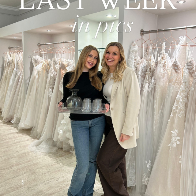 ✨ Last Week in Pics
Der Frühling ist da – und bei uns war wieder einiges los. Wir nehmen euch wieder mit durch unsere letzte Woche. 💫
1️⃣ Unsere liebe Kathrin, aktuell unsere dienstälteste Brautblüte-Mitarbeiterin, zusammen mit ihrer Tochter Lara, die diese Woche in Krefeld zum Probearbeiten da war. Wie schnell die Zeit vergeht. 🥹
2️⃣ Besuch in Köln: Diese Woche waren diese beiden Sweethearts bei uns @danielleehxo und @ana.kohler. Schön, euch hier zu haben 😍😍.
3️⃣ Ist das nicht ein wunderschönes Standesamtkleid?
Unsere liebe Juliana fand es so schön an einer Kundin, dass sie es kurzerhand selbst angezogen hat, um es euch einmal zu zeigen. 🤍
4️⃣ Ein echtes Dream-Team aus Krefeld: Kathrin und Michaela.
Kathrin gehört zu meinen allerersten Mitarbeiterinnen, Michaela ist inzwischen ebenfalls schon viele Jahre Teil der Brautblüte-Familie – zusammen einfach unschlagbar. ✨
5️⃣ Nach einem langen Tag im Store noch kurz mit den Kolleginnen auf dem Sofa chillen.
Team-Momente, die genauso dazugehören wie die Termine mit unseren Bräuten. 🫶
6️⃣ Ein kleiner Frühlingsgruß aus dem Garten von Jenna – die Magnolien blühen. Der Frühling ist endlich da. 🌸
7️⃣ Ein Zeitungsartikel über unser neues Projekt: war wohl nichts mit top secret 😂.
Something new is coming… Wir erzählen euch bald mehr dazu.
8️⃣ Bella im Sprint zur Tür – eine neue Braut kommt!
Willkommen bei Brautblüte. ✨
9️⃣ Und zum Abschluss: eine strahlende Curvy-Braut, die ihr Kleid gefunden hat.
Genau für diese Momente lieben wir unseren Job. 🤍
Danke für eine weitere wunderschöne Woche mit euch.
Wir freuen uns auf alles, was der Frühling bringt. 🌷