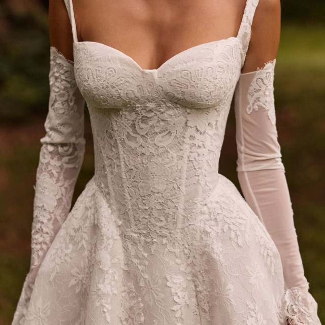 FIRST OR SECOND? ✨ Beide Kleider by @millanova sind ganz neu bei uns angekommen und warten nur darauf, von euch anprobiert zu werden! Wir sind wirklich schockverliebt 🫶🏼 Was für tolle und besondere Kleider, oder? Würdet ihr sie anprobieren?
BRAUT
MILLANOVA
BRIDETOBE
BRAUTBLÜTE
LORENZOROSSI