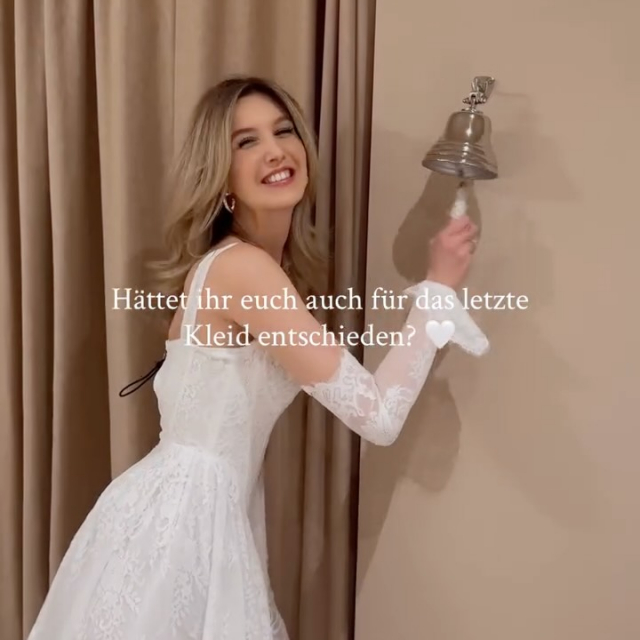 Hättet ihr euch auch für das letzte Kleid entschieden? Alle Kleider sind übrigens von @millanova und ganz neu bei uns angekommen 🤍

✨ GOOD TO KNOW ✨

In unserem Store in Köln erwartet dich ein ein exklusives MILLA NOVA Erlebnis auf über 200qm: Deutschlands erster und einzigartiger Shop-in-Shop! Warum du es lieben wirst:

💫 GRÖßTE MILLA NOVA KOLLEKTION DEUTSCHLANDS
- Nirgendwo findest du mehr Kleider von Milla Nova, Lorenzo Rossi und White & Lace.

💫 DEIN LIEBLINGSKLEID VON MILLA NOVA IST NICHT DABEI?
- Kein Problem, wir bestellen es exklusiv für dich zur Anprobe.

💫 BALD IST DEIN GROßER TAG?
Für Kurzentschlossene bieten wir eine besonders schnelle Lieferoption gegen eine kleine Gebühr.

💫 OPTIMALE PASSFORM, FAST WIE MAßGESCHNEIDERT:
Dank mehrerer Maßangaben kommt dein Kleid so nah wie möglich an eine Maßanfertigung und das zu einem unschlagbaren Preis-Leistungs-Verhältnis!

#brautblüte #brautkleider #millanova