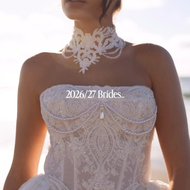 Hier seht ihr ein paar unserer absoluten Lieblinge 🤫 Wir lieben die unterschiedlichen Looks, die genauso individuell sind wie unsere Bräute 🫶🏼 Habt ihr einen Favoriten? #bridaltrends #bridetobe #brautkleider