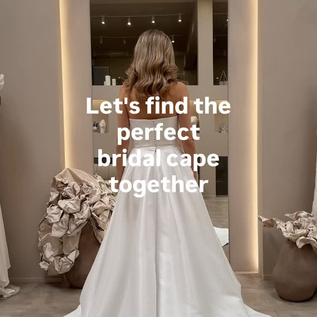 Capes statt Schleier? 🤍 Es ist auf jeden Fall ein Trend in 26/27 ✨Die unterschiedlichen Bridal Capes zeigen, wie stark sie einen Look verändern können! Welcher gefällt euch am besten?
#bridalcapes #weddingtrends