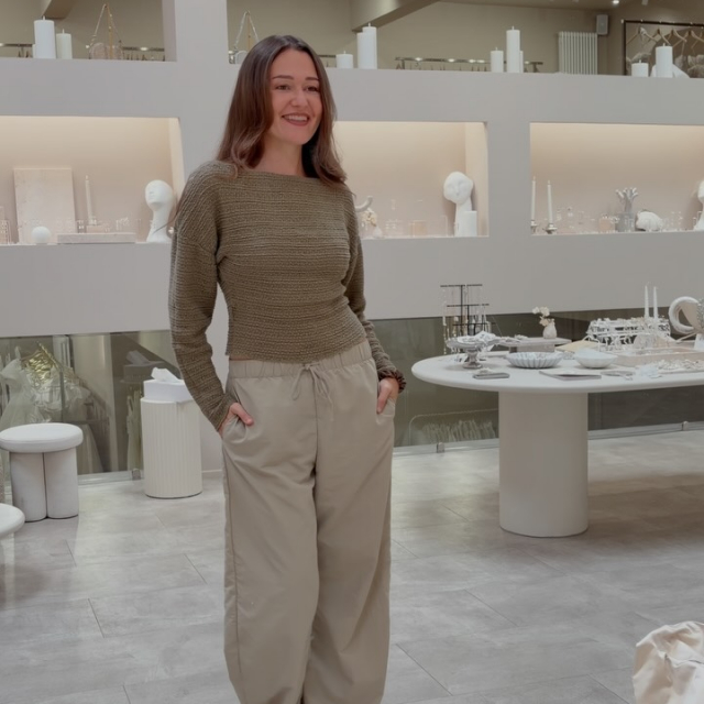 Unboxing the new collections ✨ Wir haben frischen Wind im Store! Die neuesten Trend-Kleider aus den neuen Kollektionen sind angekommen und jedes einzelne ist ein absolutes Statement.

1. @arivilloso_official 
2. @evalendel 
3. @millanova