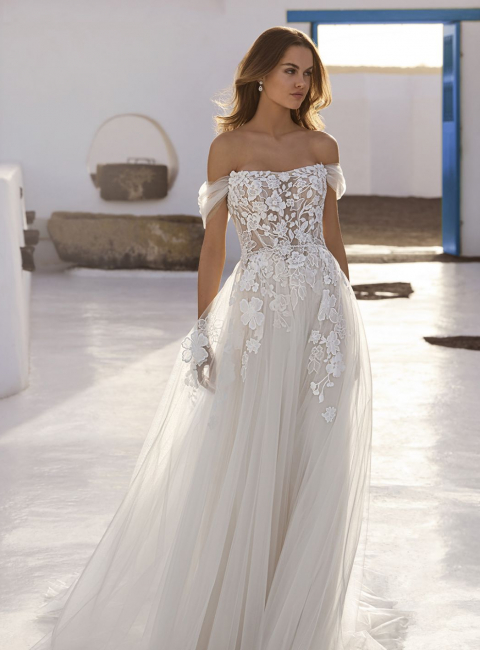 26 Love PRO ENOLA Fro2 Web 1064 1418 80 Int S C1