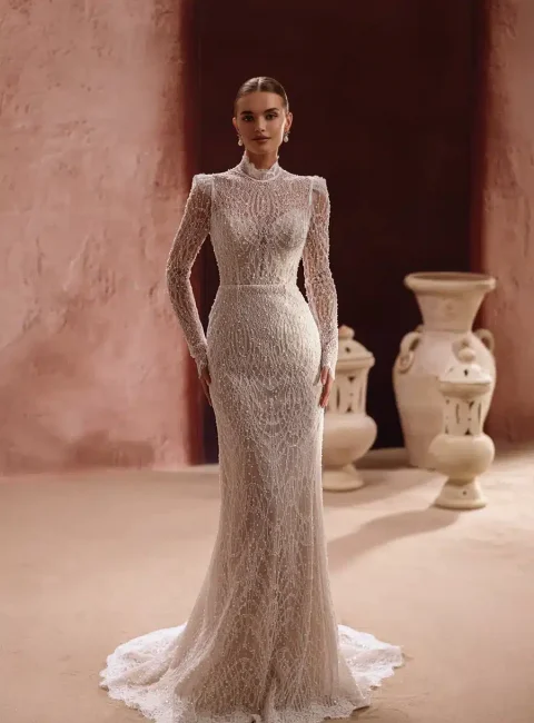 Henriettetbrautkleid Henriette Spitze Hoher Kragen Langarm 01 900x